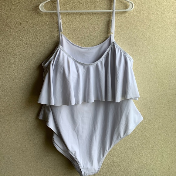 Off-shoulder swimsuit NWT - Picture 3 of 6